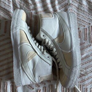 Nike SB Zoom Blazer Mid